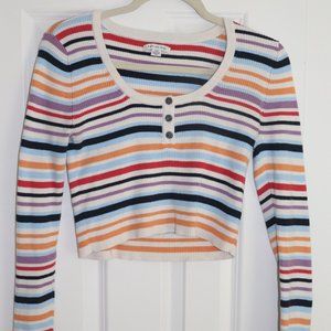 Knit crop top with buttons